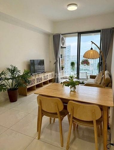 49m2/CH thang máy lầu 9 1tỷ960. Sổ sẵn ở liền.2pn Nguyễn văn trỗi ,SHR