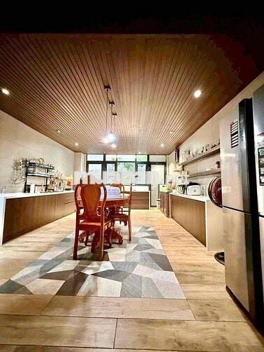 Cho Thuê Nhà Đẹp Nội Thất Cao Cấp Tên Lửa Bình Tân
