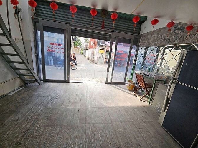 NHÀ NC MT ĐƯỜNG 5X8M 1 LỮNG 1 PN  NG.TRUNG TRỰC P5 BT