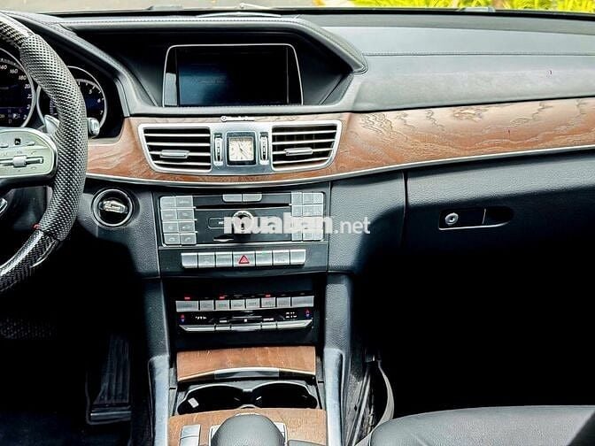 Mercedes-Benz E200 Sport 2015 63 AMG 65.000 km