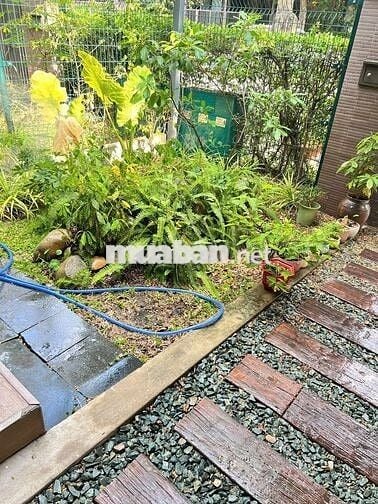 CHO THUÊ NHÀ PHỐ VƯỜN WATERPOINT ĐẦY ĐỦ NỘI THẤT GIÁ CHỈ 12tr/THÁNG