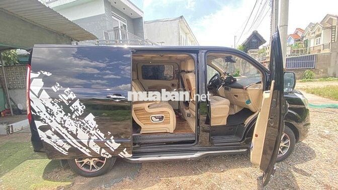 Ford Tourneo Limousine Titanium 2019 Đen 7 chỗ 83k
