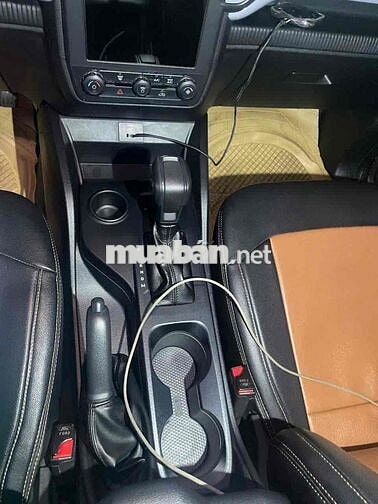 Ford Ranger XLS 2022 Xám đồ chơi hơn 100 củ
