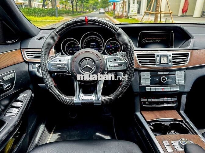 Mercedes-Benz E200 Sport 2015 63 AMG 65.000 km