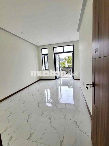 Nhà Lầu Trệt Tân Phước Khánh, Tân Uyên, 2p ngủ,đường 7m đậu ô tô ok