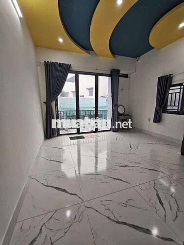 Cho thuê nhà 3pn có nhiều nội thất, thiết kế hiện đại