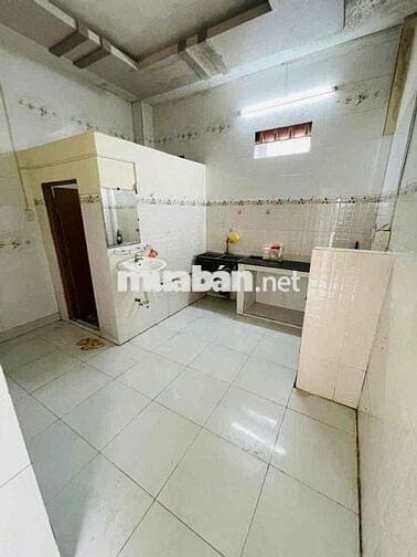 Nhà trệt nguyên căn 4x17m 02phòng hẻm ô tô 388 Nguyễn Văn Cừ