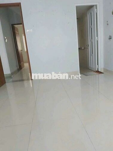 đang cần bán gấp nhà đường số 1 Phạm Hữu Lầu gần chung cư Đức Khải