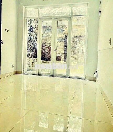 đang cần bán gấp nhà đường số 1 Phạm Hữu Lầu gần chung cư Đức Khải