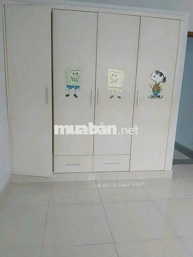 đang cần bán gấp nhà đường số 1 Phạm Hữu Lầu gần chung cư Đức Khải