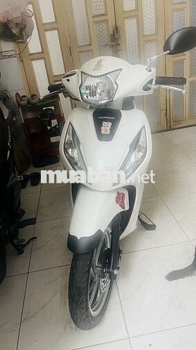 Honda Vision 2026 Trắng 2100km