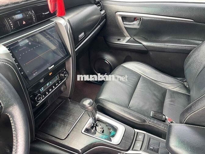 Toyota Fortuner 2022 2.4L 4x2 AT máy dầu tự động