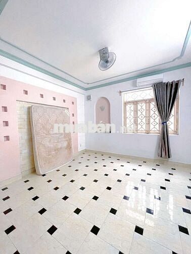 Cho thuê CHDV 30m2 giá 3tr9 cao lỗ P4 Q8 full nội thất