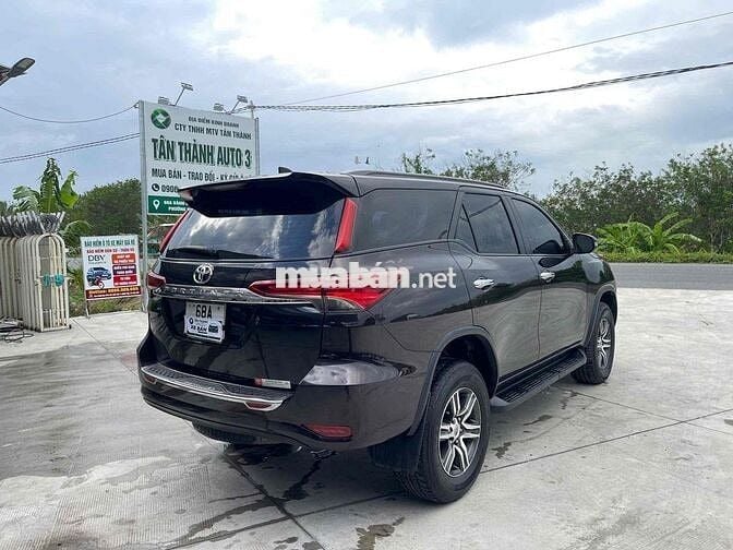 Toyota Fortuner 2022 2.4L 4x2 AT máy dầu tự động
