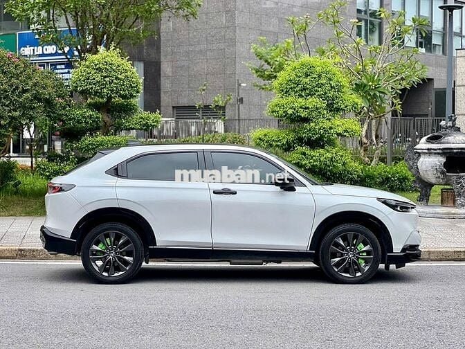 Honda HR-V RS 2022 Trắng 25.000 km