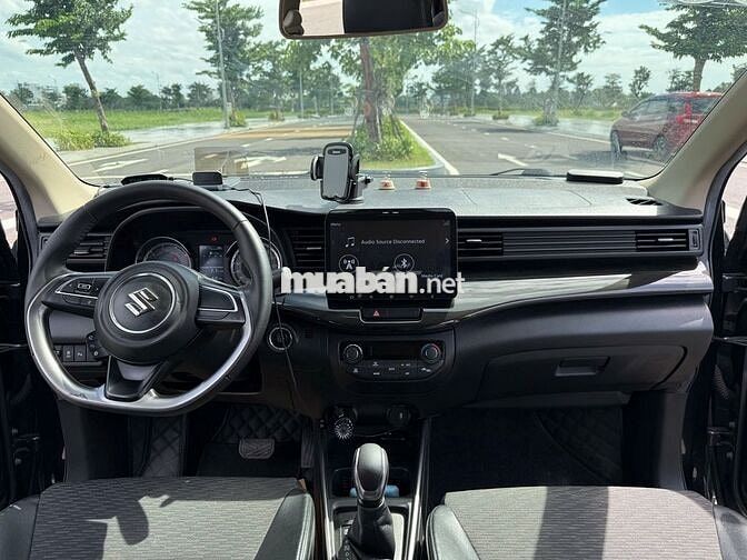 Suzuki XL7 GLX 1.5AT 2021 Đen 35.500KM