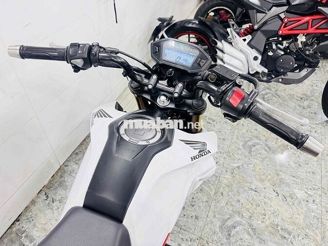 Honda MSX 125 Trắng, Đỏ Zin YSS bình dầu rời