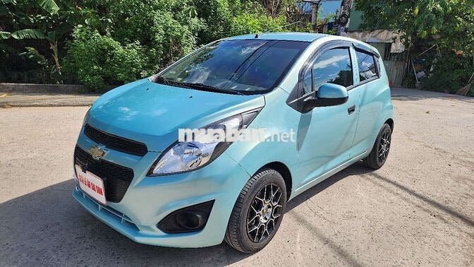 Chevrolet Spark 1.2 đời 2017 Xanh ngọc