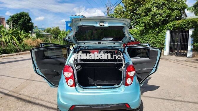 Chevrolet Spark 1.2 đời 2017 Xanh ngọc