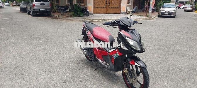 Yamaha Nouvo 4 Đen, Đỏ bs95