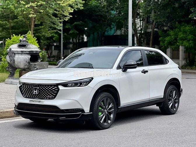 Honda HR-V RS 2022 Trắng 25.000 km