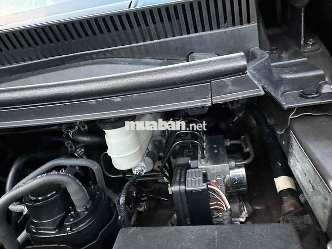 Toyota Innova Nâu 8 chỗ xe gia dinh đi rất kỉ