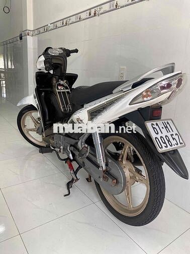 Yamaha Gravita Trắng Xăng