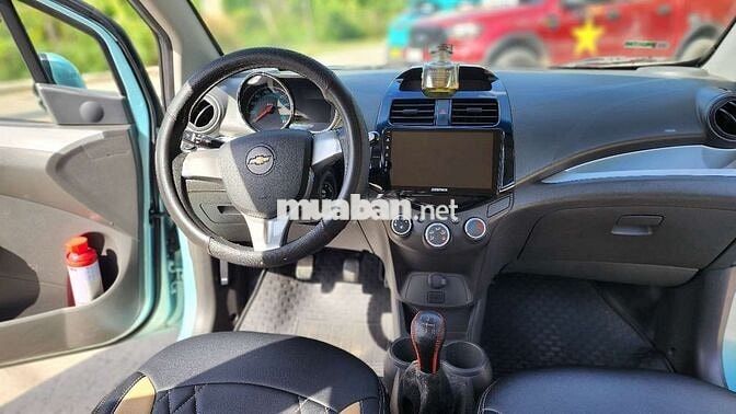 Chevrolet Spark 1.2 đời 2017 Xanh ngọc