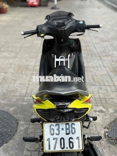 Suzuki Axelo Đen, Vàng cũ