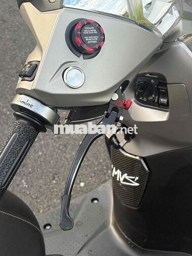 Honda Lead 160cc 2023 Bạc