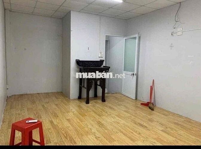 Cho thuê nhà mặt tiền tiện làm văn phòng đại diện