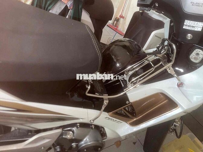 Honda Future X 2011 Trắng Xăng cơ