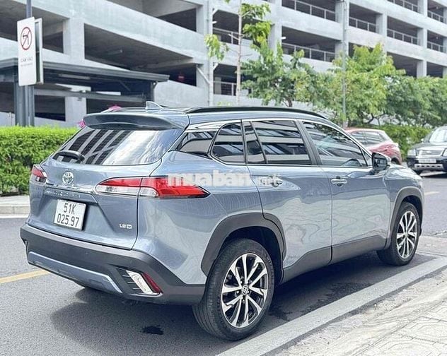 Toyota Corolla Cross 1.8V 2021 nhập thái