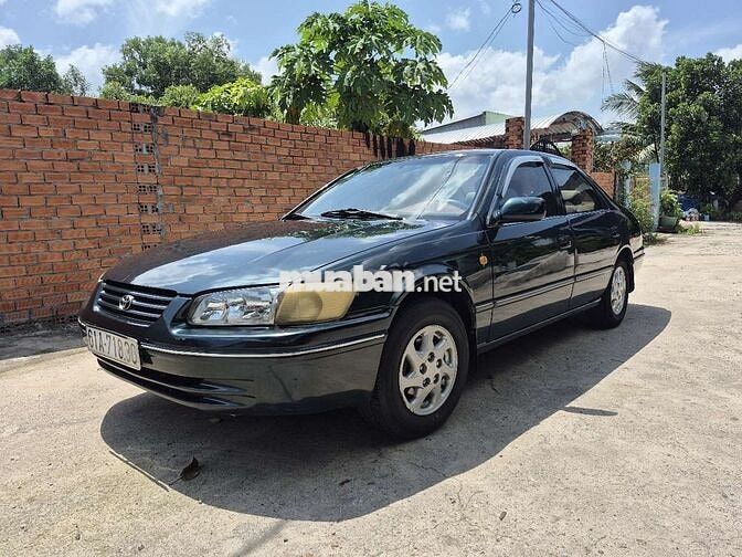 Toyota Camry 1998 Xanh đen