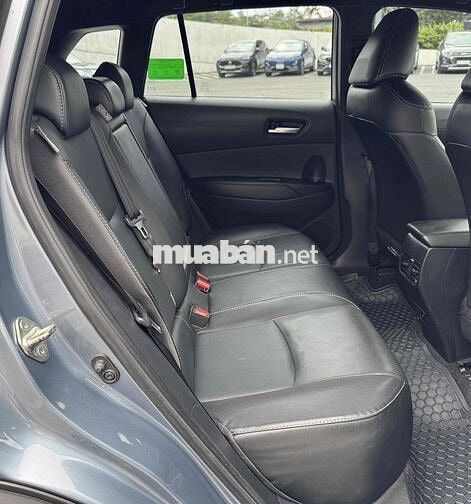 Toyota Corolla Cross 1.8V 2021 nhập thái