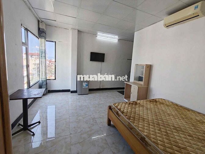 Phòng đầy đủ tiện nghi gần bến xe