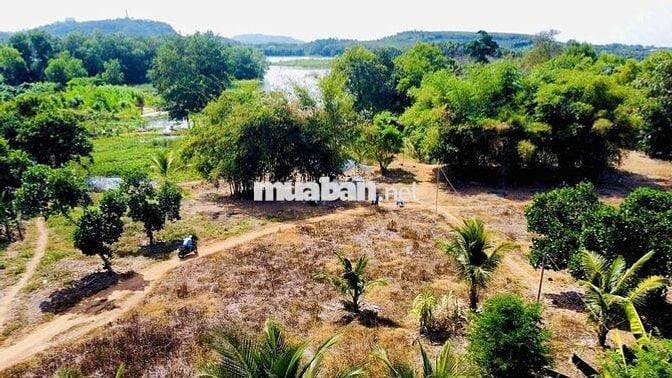 Đất Nghĩ Dưỡng View Hồ Trị An , Đức Mẹ Núi Cúi