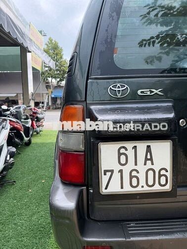 Toyota LAND CRUISER PRADO 1986 Xanh