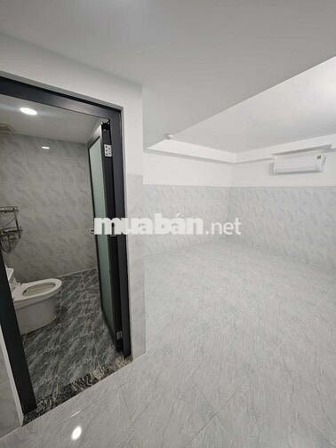 TÒA NHÀ CHDV 21P - CÓ SẴN 21 MÁY LẠNH - PCCC, THANG MÁY 