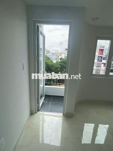 Mặt Tiền Rạch Bùng Binh, Quận 3, 70m2, 1T 1LG 2L