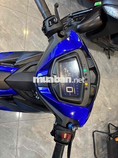 MX King 2022 Xanh đen