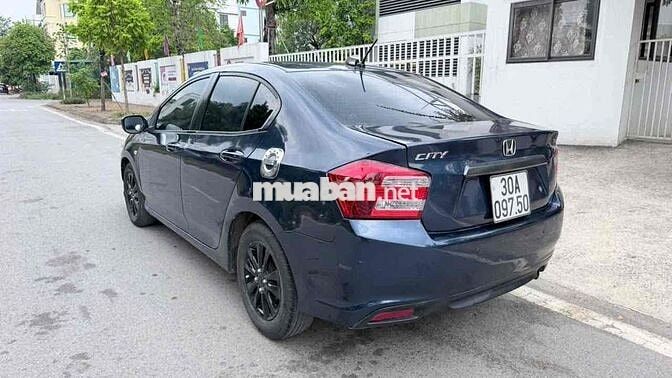 Honda City 2014 Số sàn Xanh đậm Ghế da