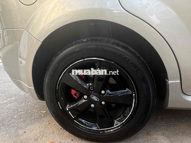 Ford Focus 2006 Bạc