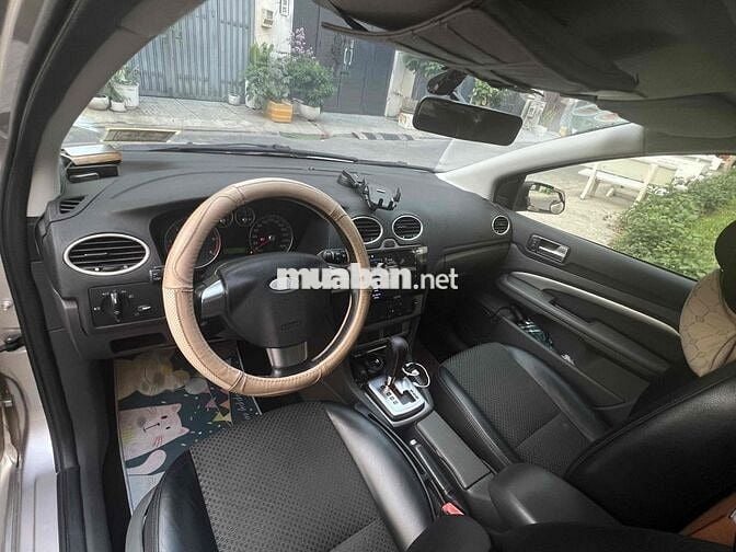 Ford Focus 2006 Bạc