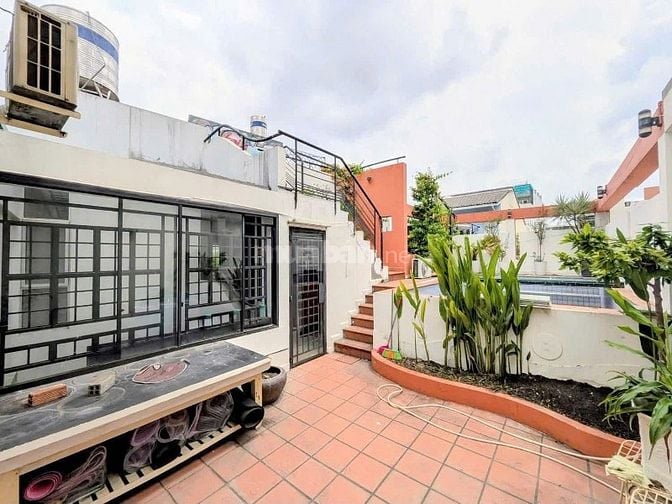 Biệt Thự Vườn Khu VIP Lê Văn Sỹ, 10m x 15m, 3 Tầng, có hồ bơi 