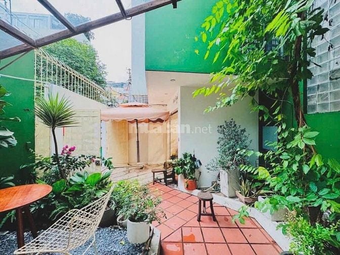 Biệt Thự Vườn Khu VIP Lê Văn Sỹ, 10m x 15m, 3 Tầng, có hồ bơi 