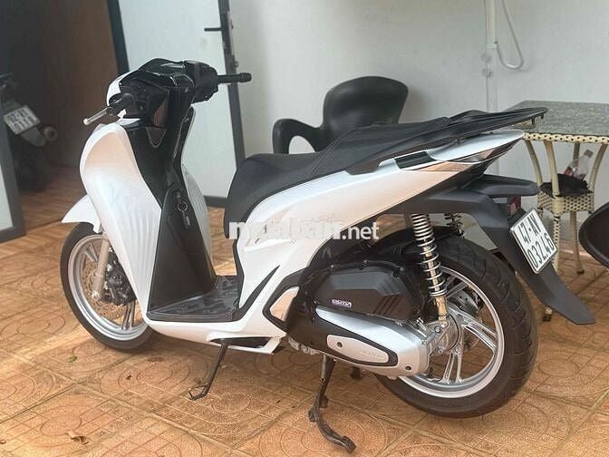 Honda SH 2025 Trắng