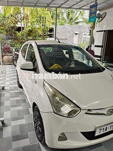 Hyundai Eon 2012 Trắng Xăng 4 lít/100km