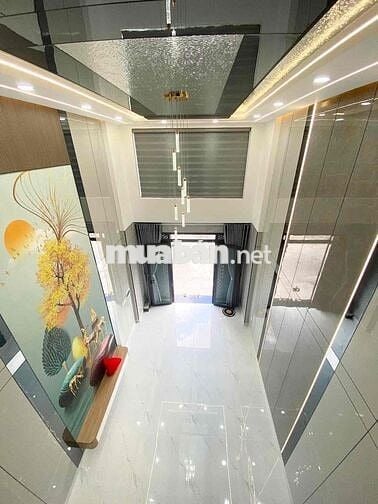 NHÀ 5 TẦNG ‘ 5 PN 6 WC ‘ CÓ THANG. MÁY 450 k ‘ CÓ pHÒNG SÔNG HƠI ‘  TẶ