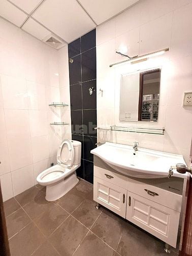 Bán Gấp Căn Góc Thiên Nam Apartment - Q.10 - 99m², 3PN - Sổ Hồng Riêng